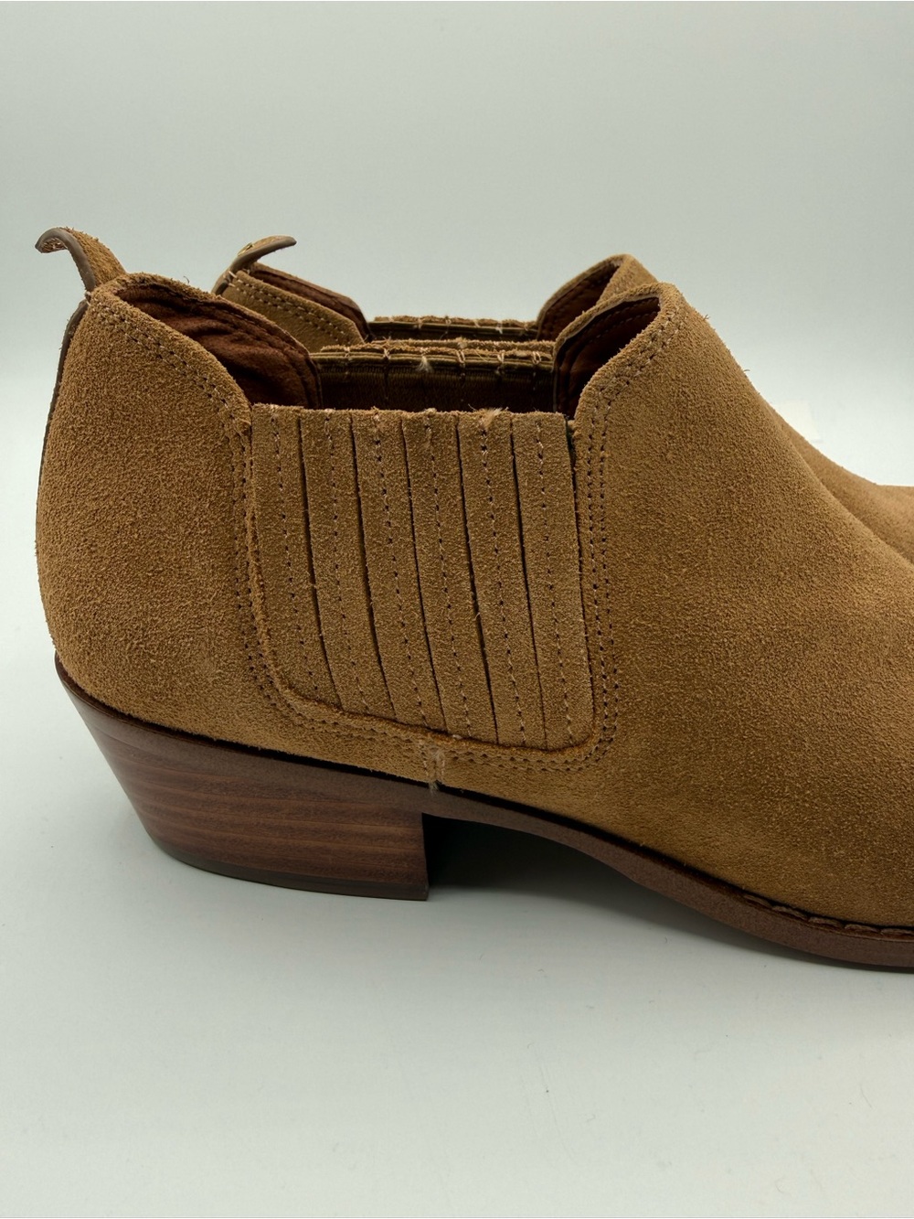 Coach Devin Ankle Boots Tan Suede Chelsea Low Heel Booties Women’s Size 8B - Picture 3 of 16
